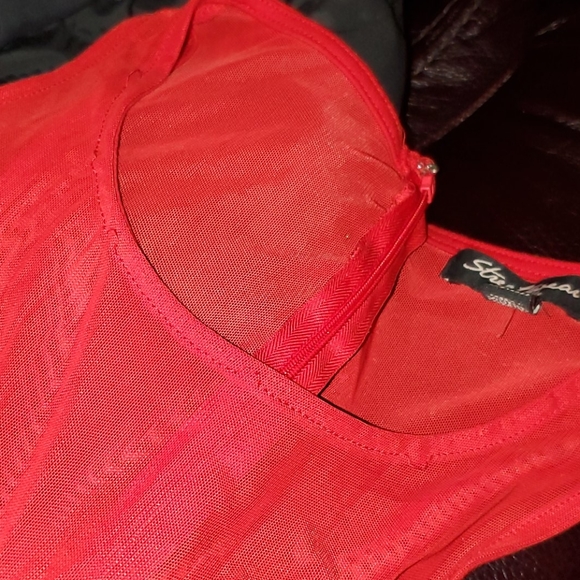 COPY - Pretty Red Peplum Top Size: M - Picture 2 of 2